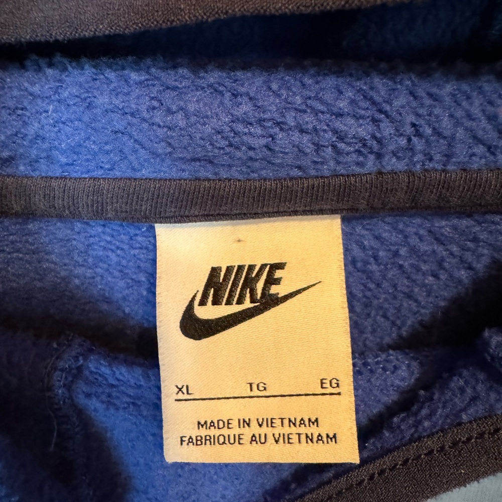 Nike Sportswear Amplify Sweatshirt Pullover Hoodie Boys Youth XL Graphic Blue - Picture 4 of 9
